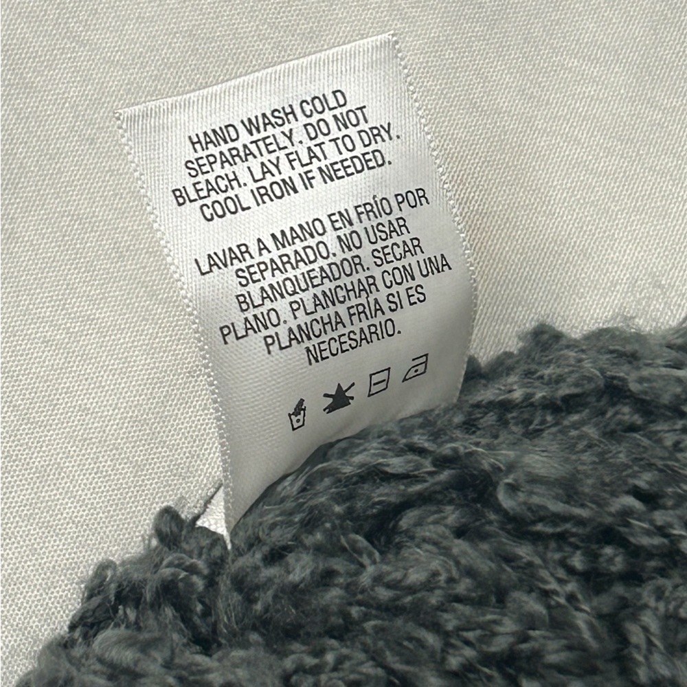 LOOP SCARF - Picture 3 of 11